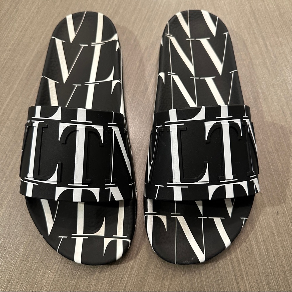Valentino Garavani Slides NEW